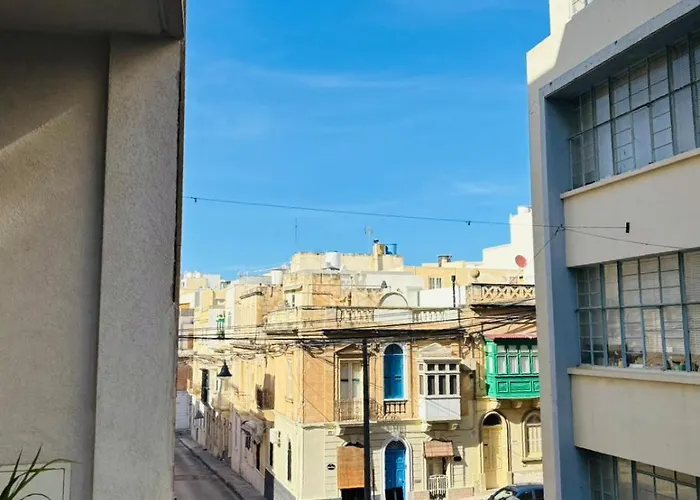 Luxury Apartment In Sliema Beach